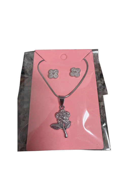 Flower earring & necklace set